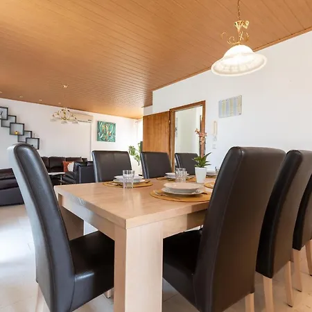 House Marinka Semesterbostad Žrnovnica