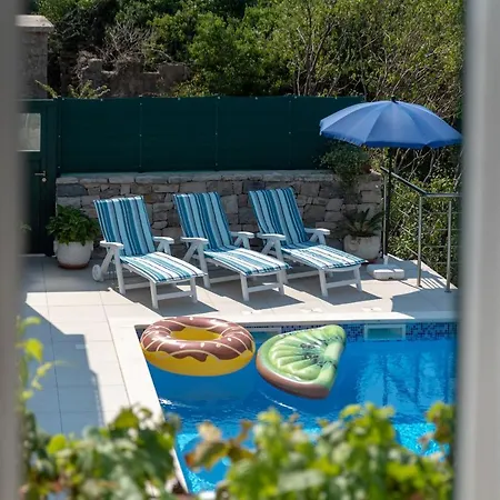 House Marinka Ferienhaus Žrnovnica