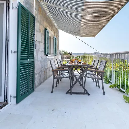 Ferienhaus House Marinka *